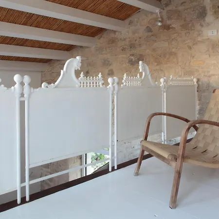 Casa Talia - Μόντικα